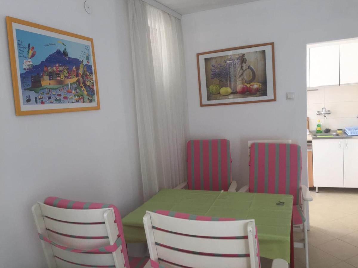 Apartment Perla - 150M From The Sea Novi Vinodolski Bagian luar foto